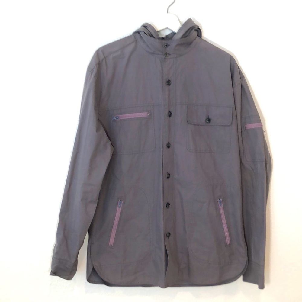 What Goes Around Comes Around shirt jacket in Battleship Grey. 10/10 condition.